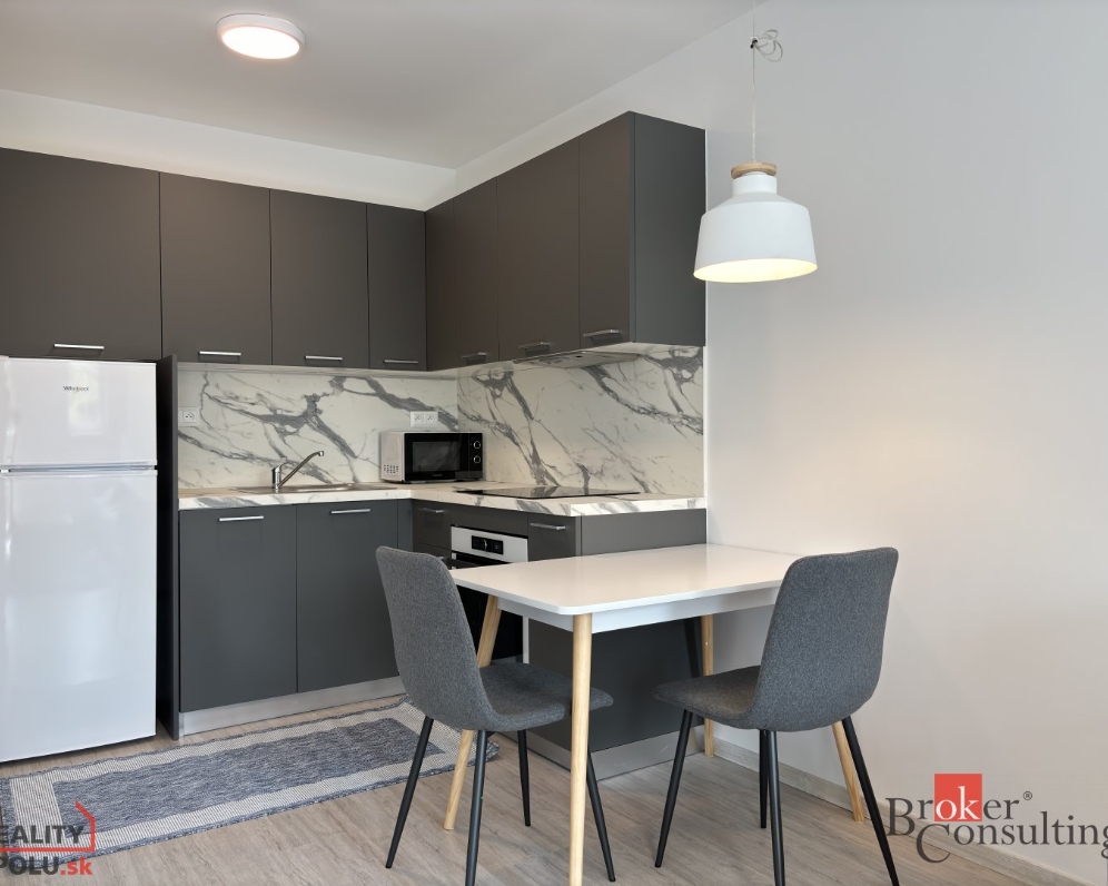 2 izbový byt, 46 m2, Hraničná, Nivy, Bratislava-Ružinov